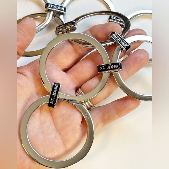 Vintage St John silver tone oversized wide link ring chain belt. Y2K - Picture 2 of 10